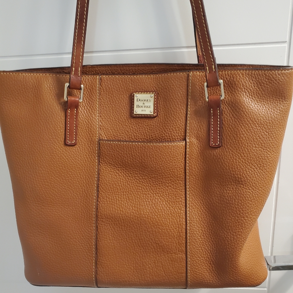 DOONEY & BOURKE Shoulder Bag